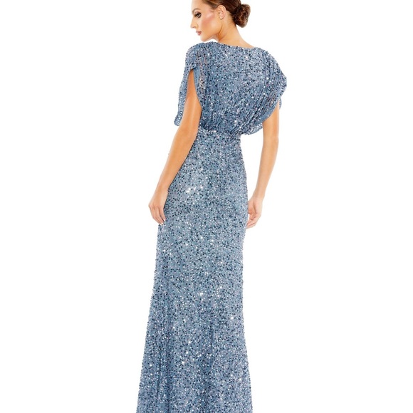 Size 8 - Picture 2 of 2